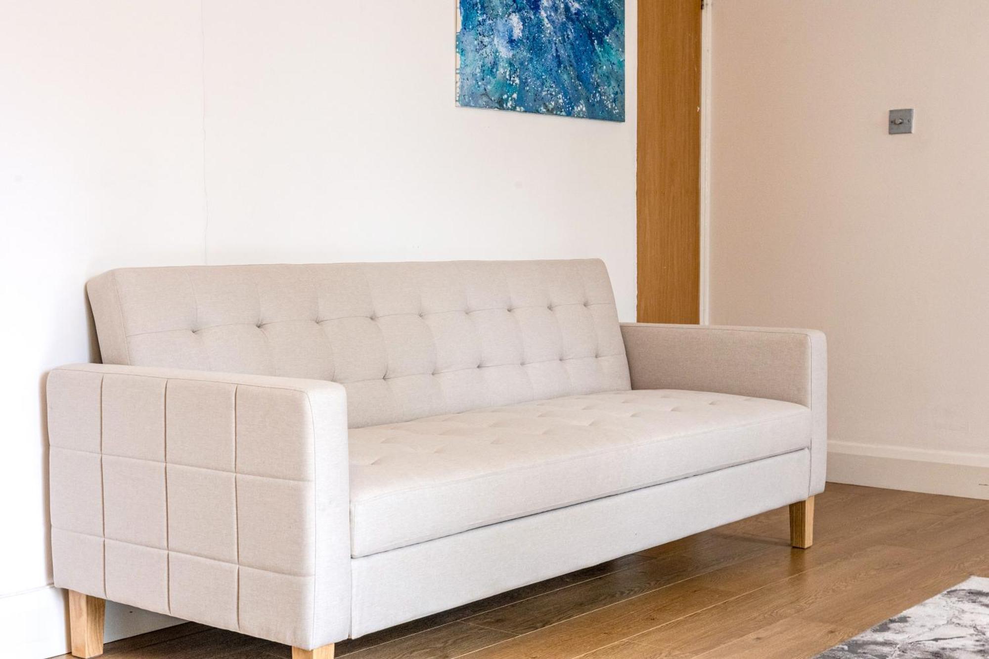 Sunny 1br Gem Near Canary Wharf With Parking Apartamento Londres